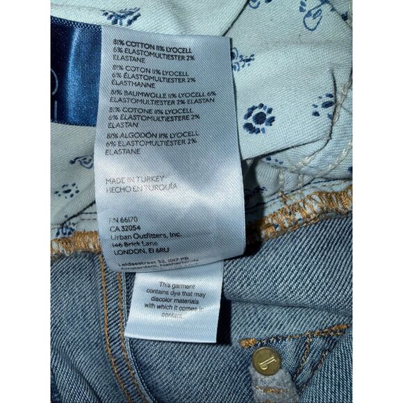 ❌Anthropologie Pilcro Demilune Boot Cut Medium Wash non distressed Jeans Size 29 - Picture 10 of 10